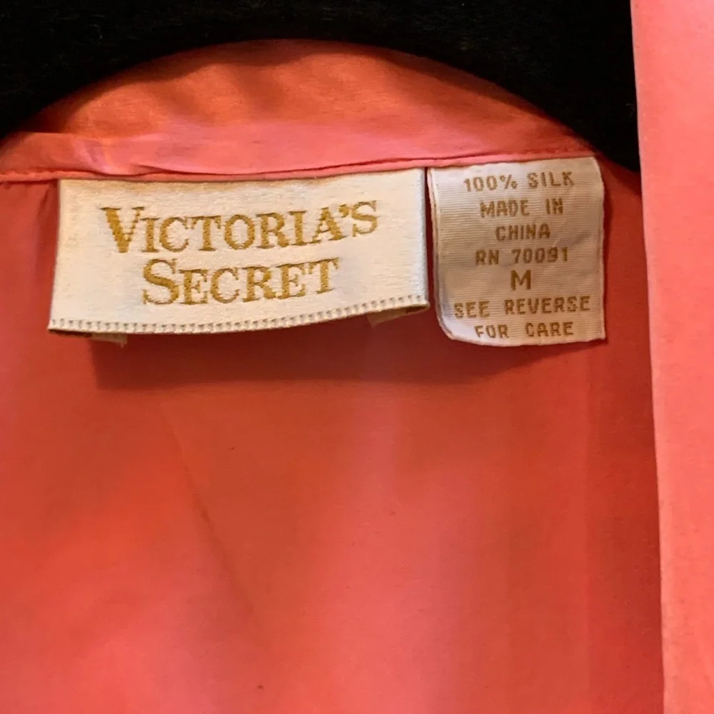 Silk Vintage Victoria’s Secret Gold Label Oversized Sleep Shirt Size Medium